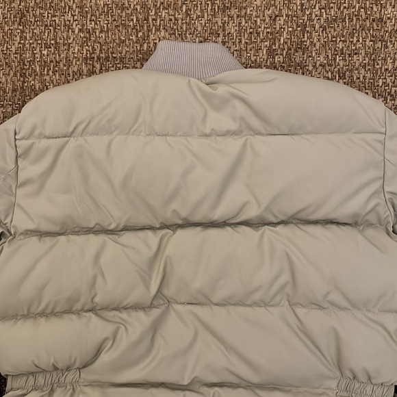 Men's Mountaineer Beige Puffer Jacket - Picture 9 of 16